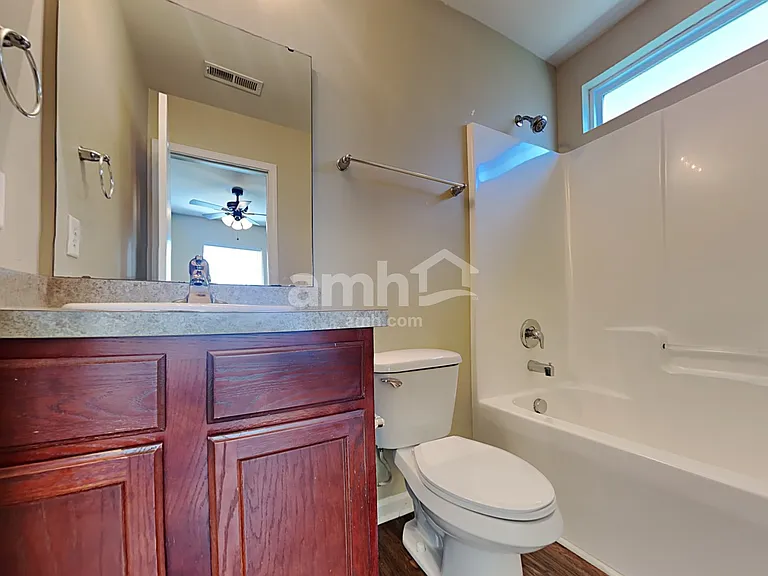 315 Salkahatchie St — Photo 10