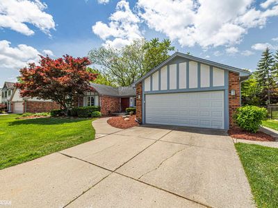 21761 Glenwild Dr, Northville, MI, 48167