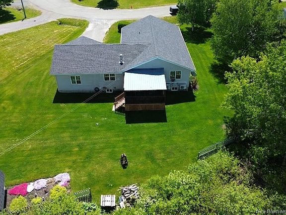 3rd image of 17 Shepody Cres