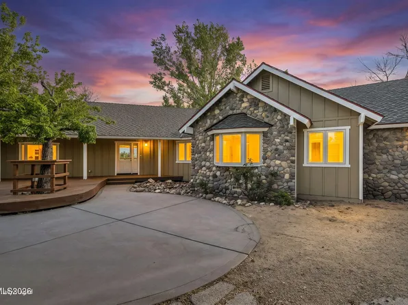 1097 Meadowlark Cir, Gardnerville, NV 89460