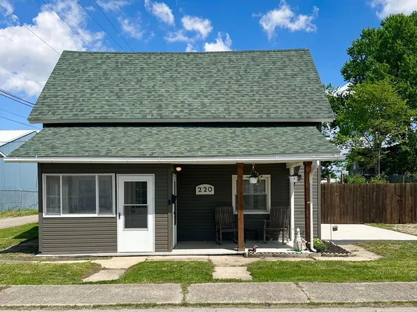 220 Barnes Ave, Circleville, OH 43113
