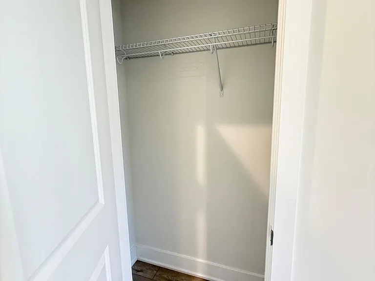 9715 Grant Ave — Photo 23