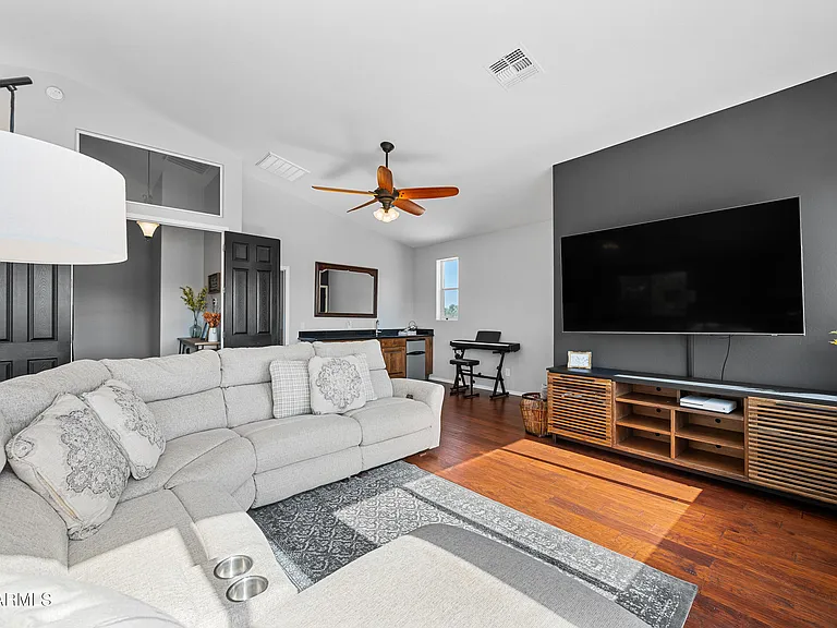 6634 N 176th Ave — Photo 56
