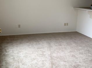 3017 SW Hume St APT 4, Portland, OR 97219