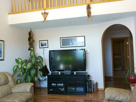 3rd image of 1736 Bluegrass Dr