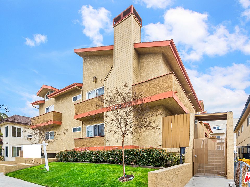 1st image of 11918 Avon Way Unit 102