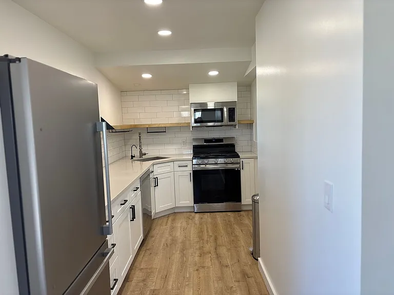 5686 Lakeville Rd #A — Photo 3