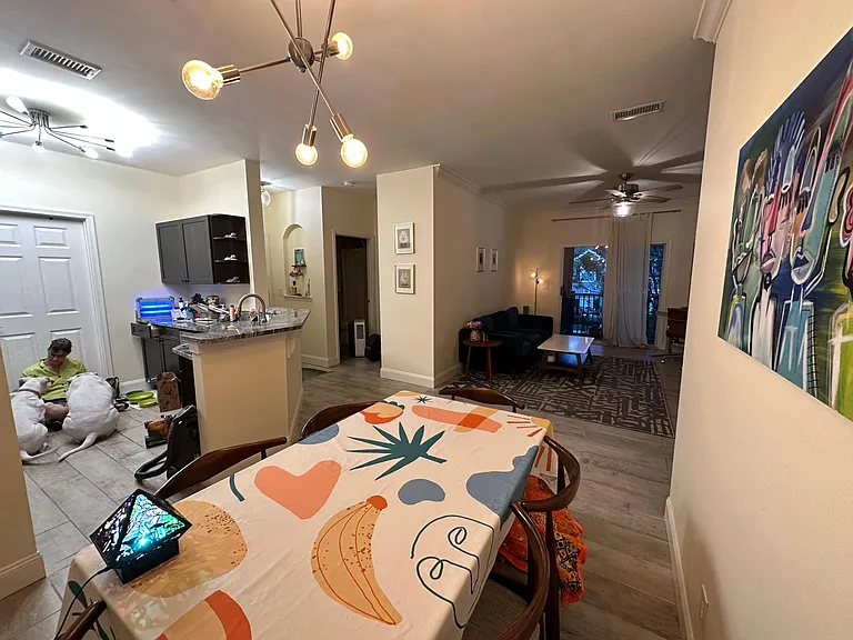 10000 Gate Pkwy N #2023 — Photo 6