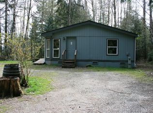 11 E Brier Ln, Belfair, WA 98528