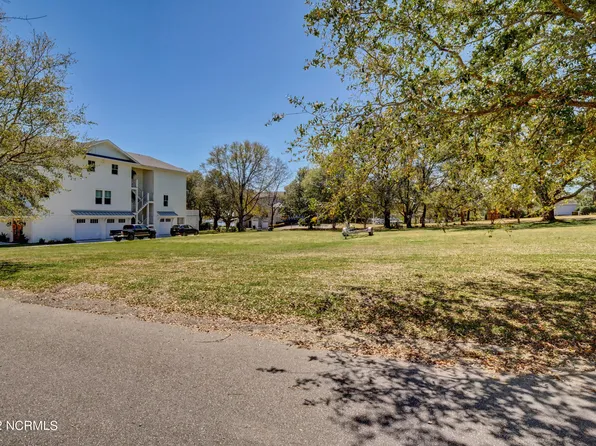 206 Windchase Lane, Wilmington, NC 28409