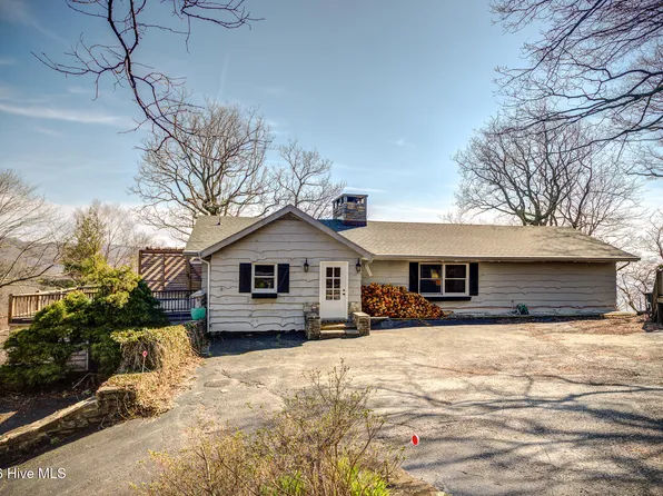 299 Gideon Ridge Rd, Blowing Rock, NC 28605