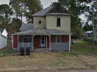 510 NW Center St, Mount Olive, NC 28365