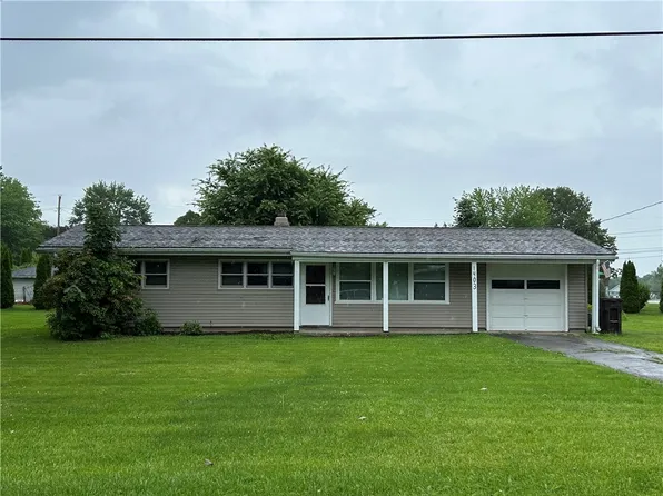 1403 Brentwood Dr, Greenville, PA 16125
