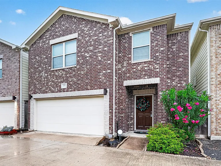 3730 Main Poplar Dr — Photo 3