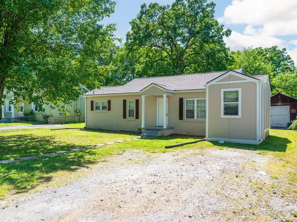 96 Everglades Blvd, Rossville, GA 30741