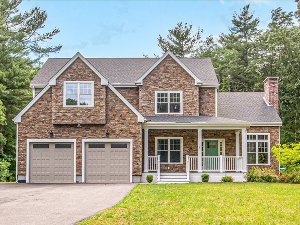 26 Walnut St, Plainville, MA 02762