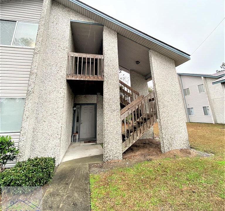 1st image of 910-54 Brett Dr