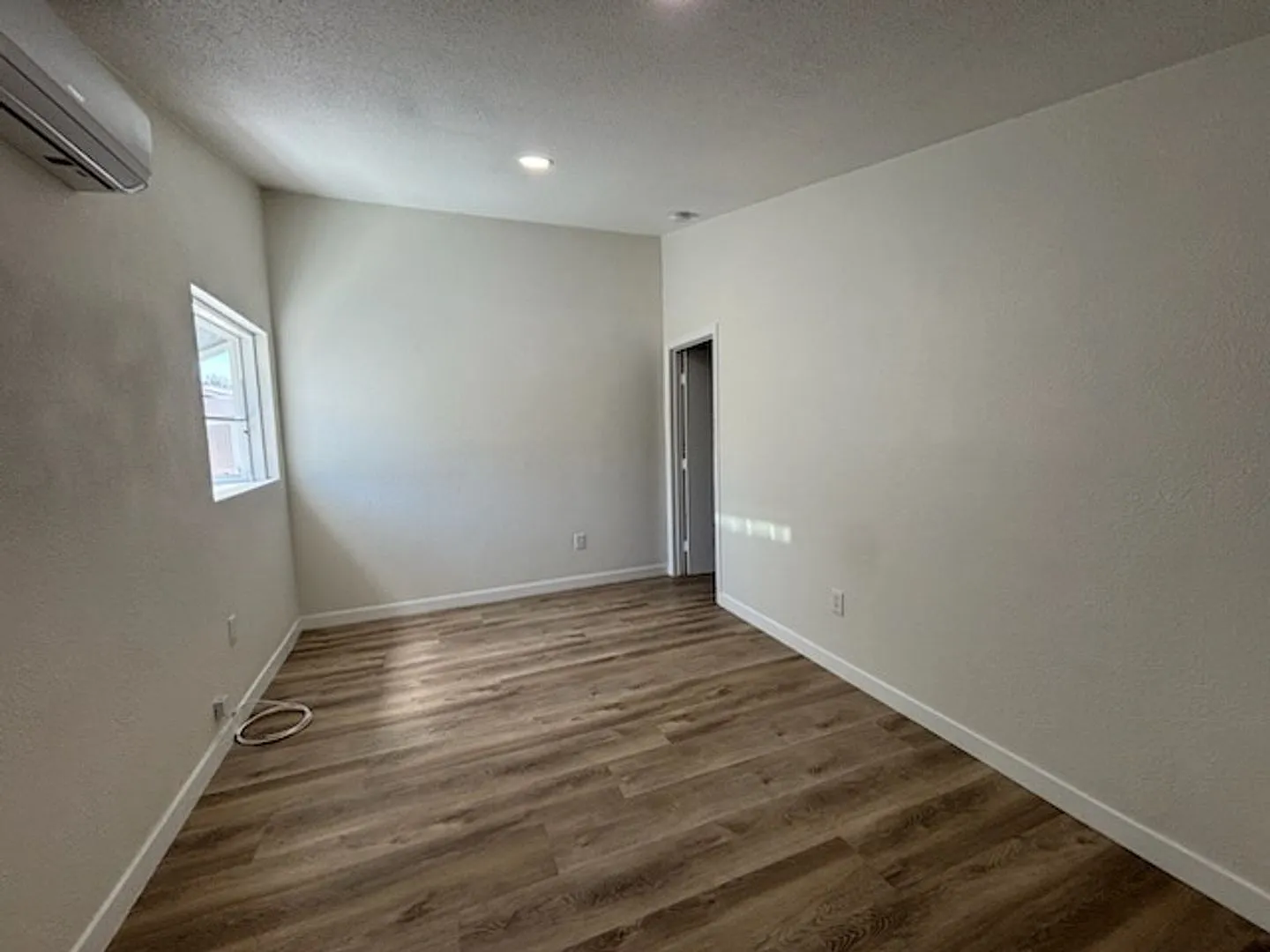 1 bed, 1.0 bath, 500 sqft, $1,695 — Photo 4