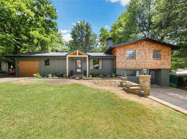 415 W Holly St, Fayetteville, AR 72703