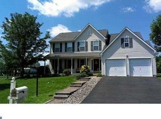 471 Robins Ct, Yardley, PA 19067