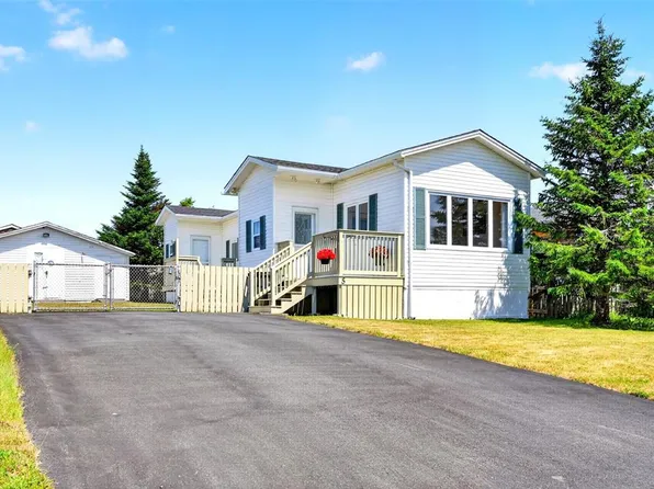 5 Lombardy Place, Paradise, NL A1L1B2