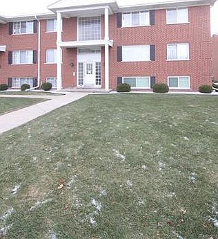 2nd image of 8220 Crestview Dr APT 6