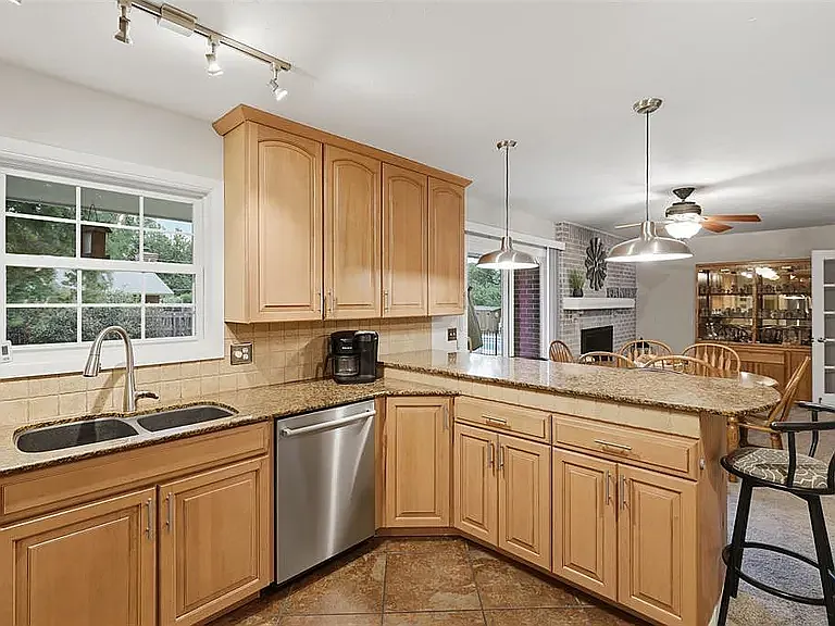 1024 W Will Rogers Dr — Photo 20