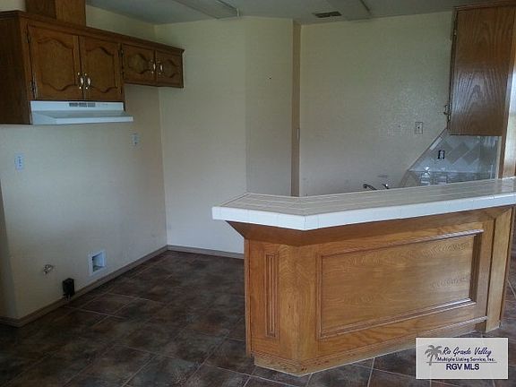 4th image of 9207 Lake Shore Dr