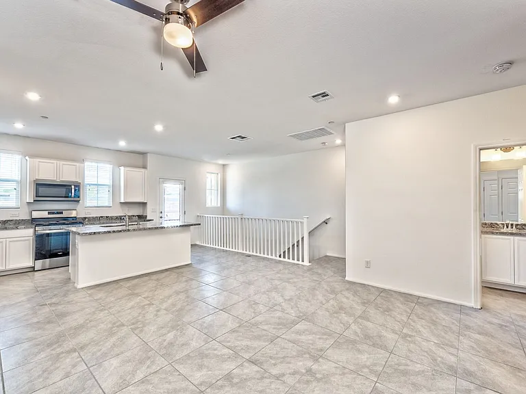 624 Sedum Ave — Photo 5