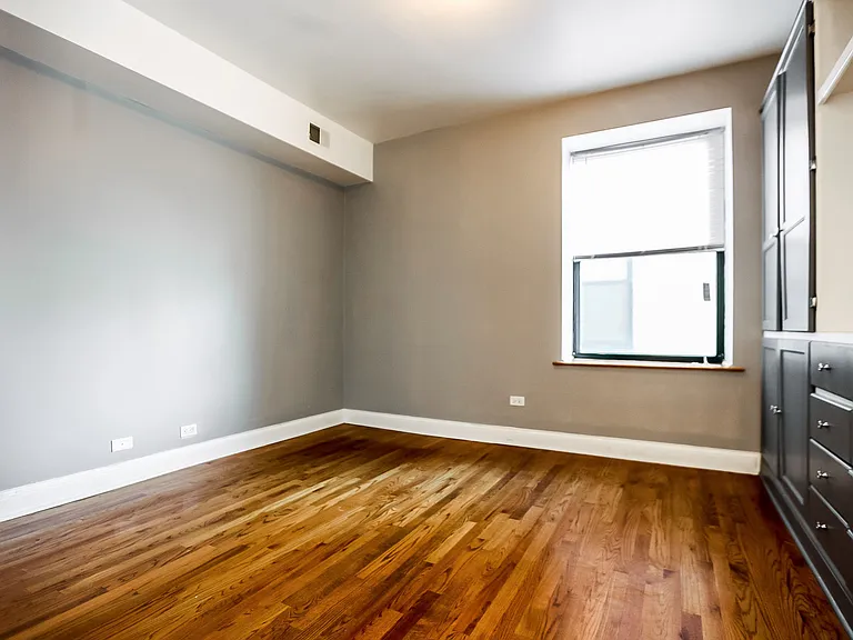 7211 S Yates Blvd #1B — Photo 12