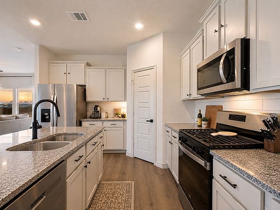 5th image of 9828 Quail Pointe Rd