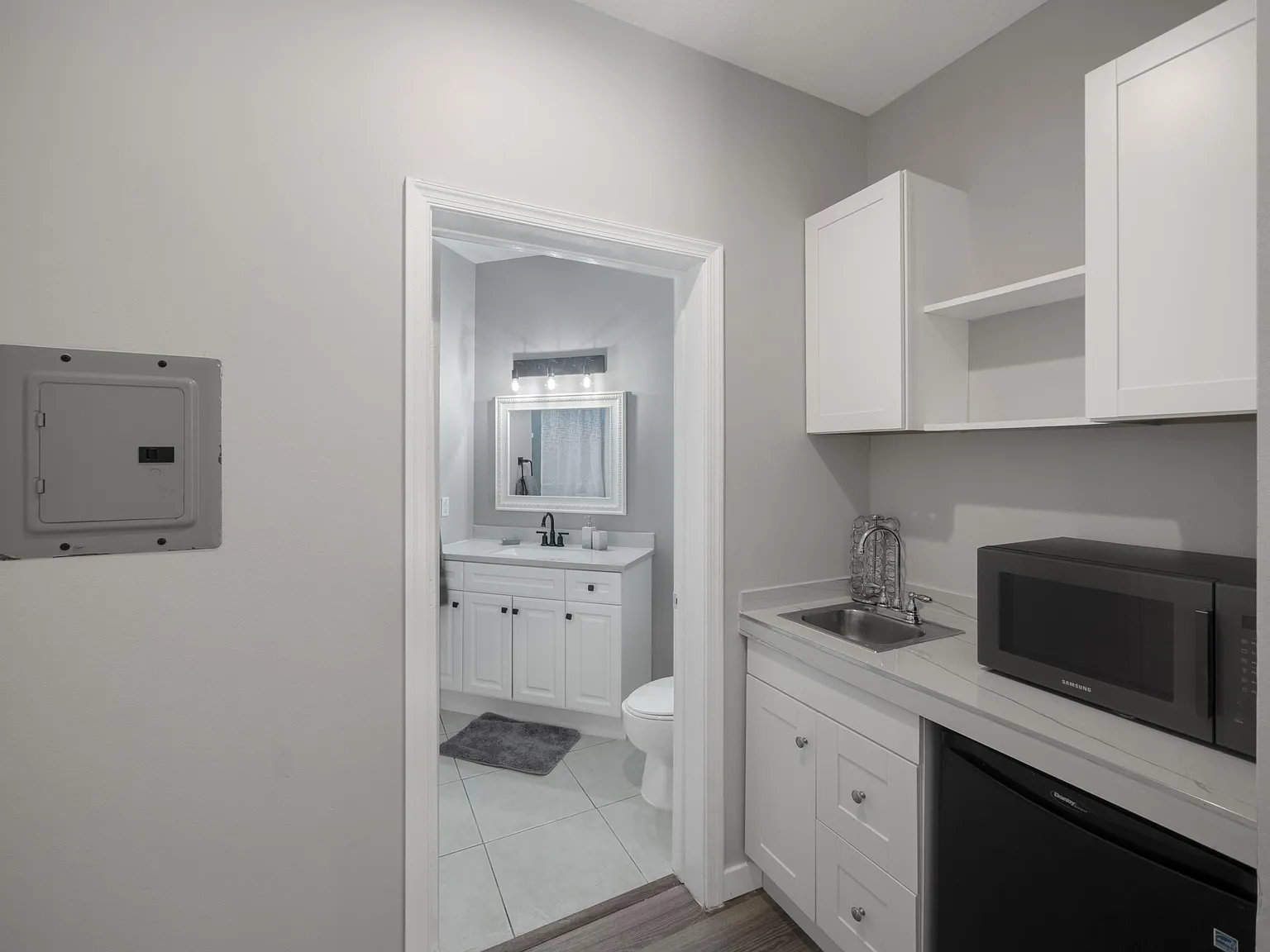 1 bed, 1.0 bath, 250 sqft, $1,350 — Photo 4