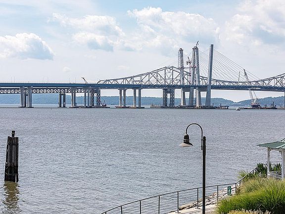 5th image of 89 River St