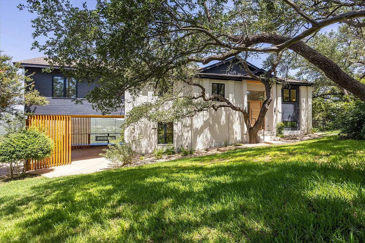 Building Photo - 912 Calithea Rd
