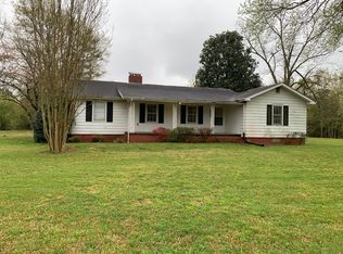 541 Old Pendleton Rd, Greenville, SC 29611