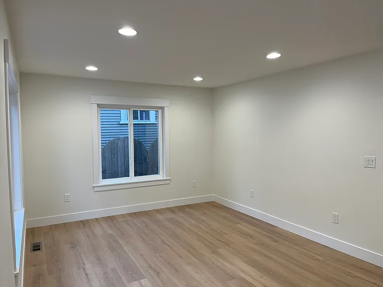 3315 Northwest Ave — Photo 3