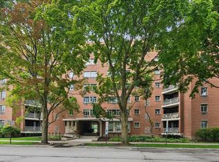 1856 Sherman Ave APT 6SC, Evanston, IL 60201