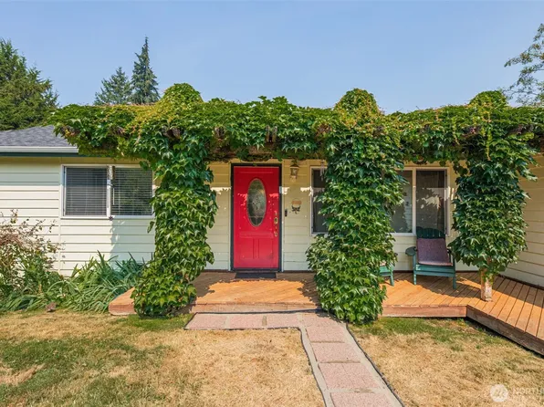 9007 156th Street SE, Snohomish, WA 98296