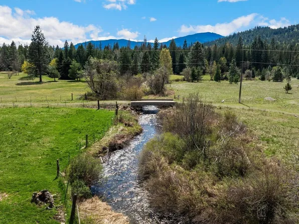 2359 E Spring Creek Rd, Clark Fork, ID 83811