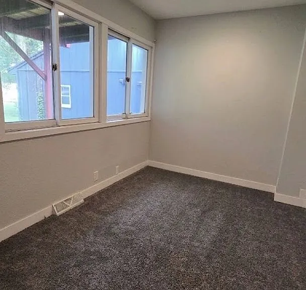 2122 California St — Photo 8