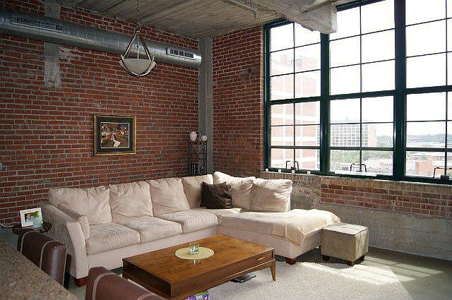 Huge open livingroom