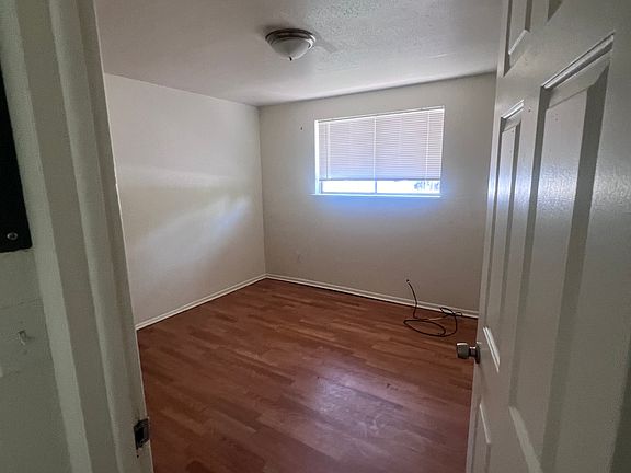 4th image of 365 E Kensington Ave APT 2