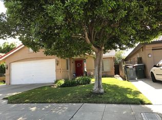 2376 N Brunswick Ave, Fresno, CA