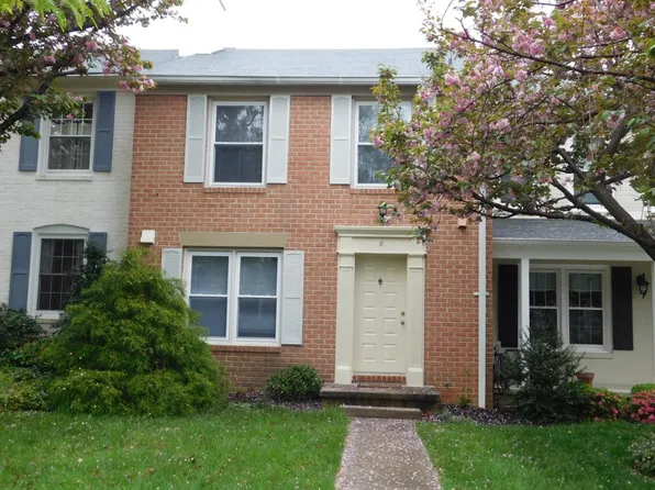 8 Mulrany Ct, Lutherville Timonium, MD 21093