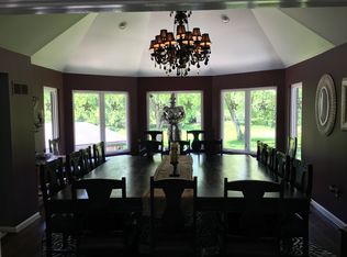 12515 Howard Lodge Dr, Sykesville, MD 21784