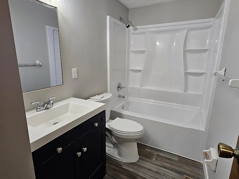 4242 Hanover Dr — Photo 10