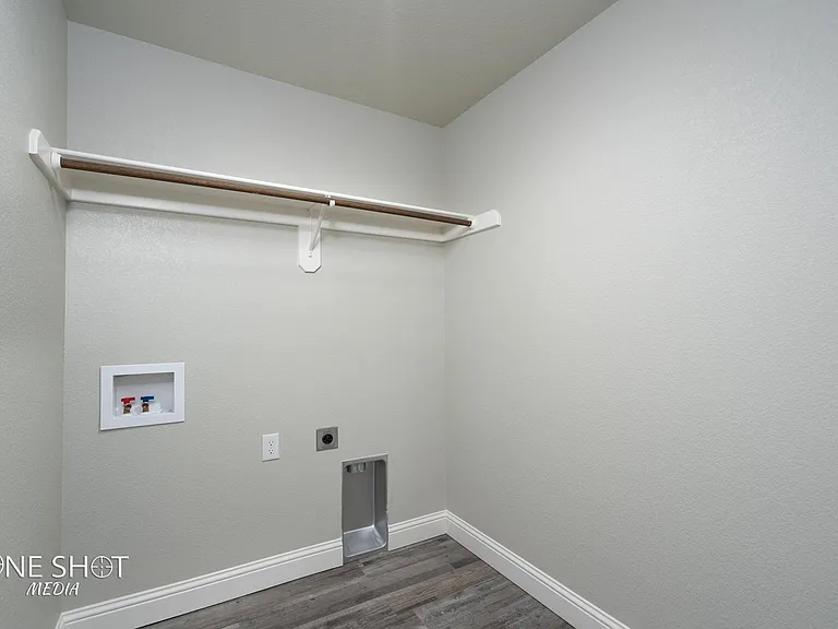 1728 Bandolero Rd — Photo 33