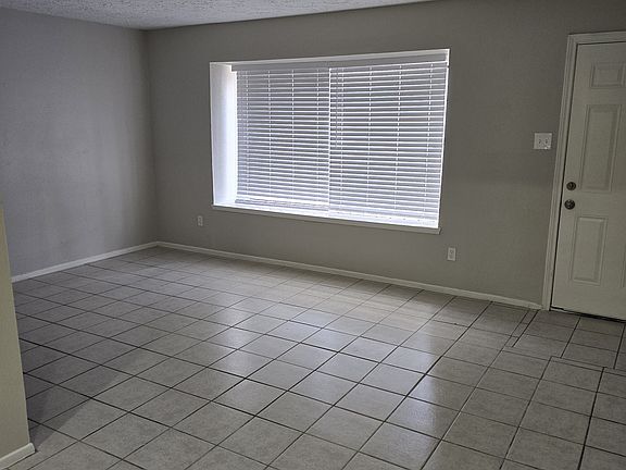 5th image of 7167 Chasewood Dr