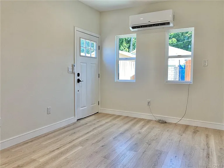 13104 Jouett St — Photo 2