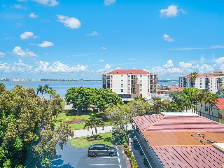 6180 Sun Blvd #506 — Photo 4